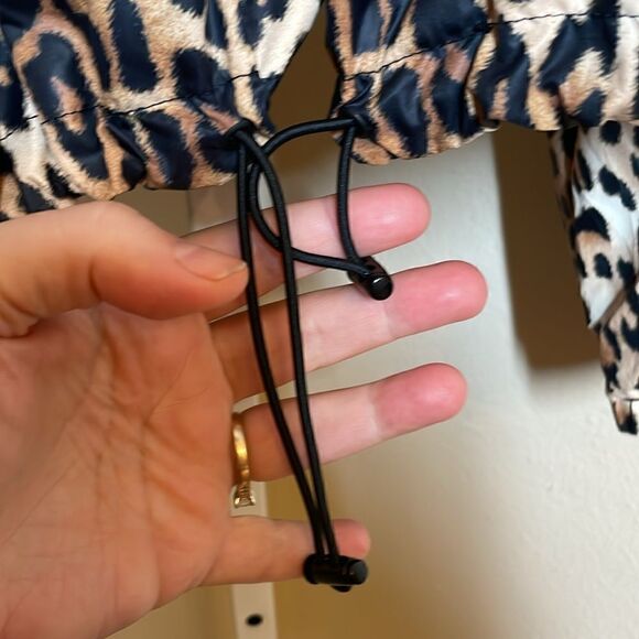 Forever 21 Animal Print Button Down Crop Jacket Windbreaker size 3X - Picture 7 of 12